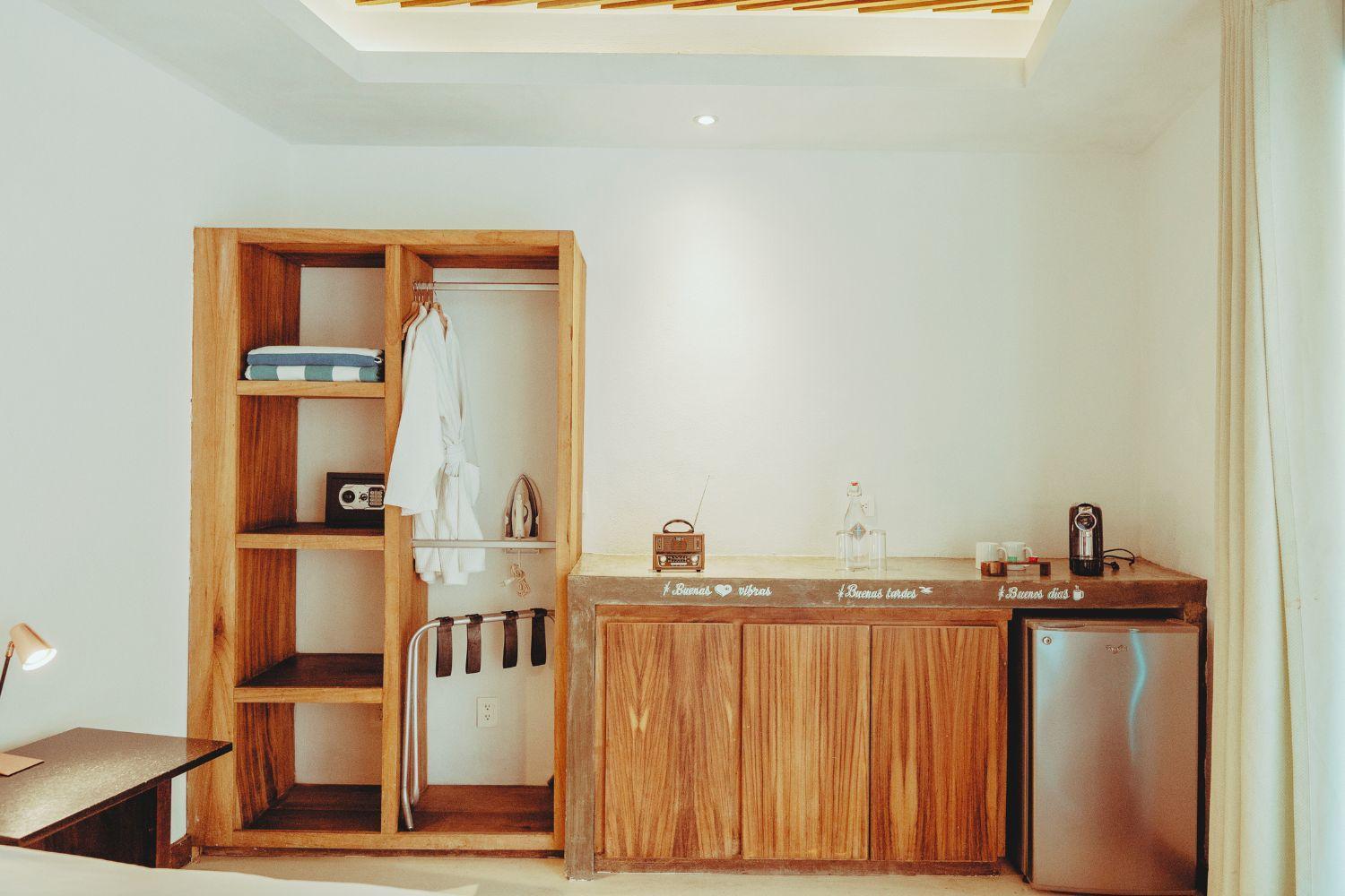 Hotel Casa Pepe Sayulita Exterior foto A wet bar in a hotel room